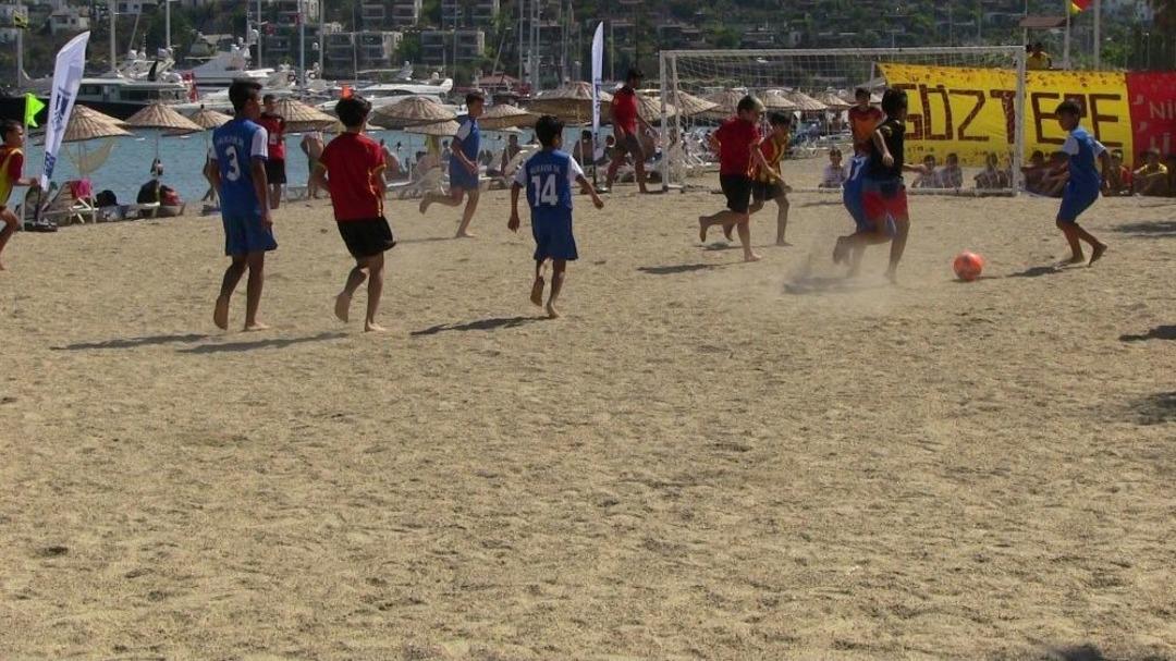 &Ccedil;ocuklar Plaj Futbol Turnuvası, T&uuml;rkiye&rsquo;de İlk Kez Bodrum&rsquo;da D&uuml;zenlendi