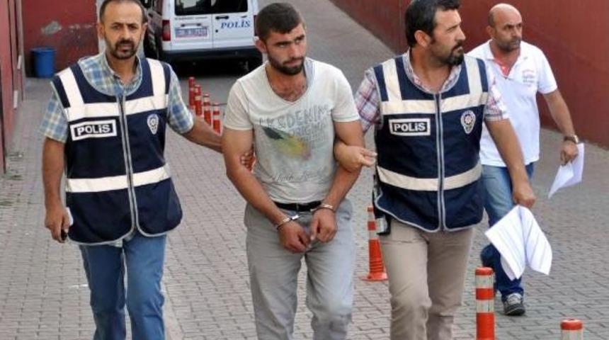 Trakt&ouml;r Ve Iş Makinesi Hırsızı Yakalandı