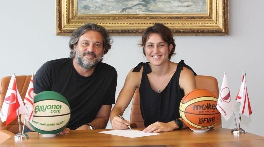 G&ouml;k&ccedil;e Doğan, Yakın Doğu &Uuml;niversitesi&rsquo;nde