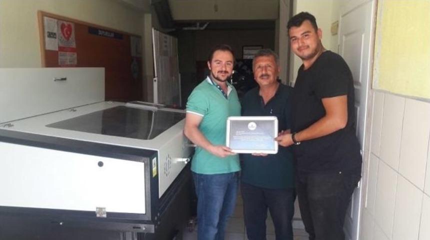 Boz&uuml;y&uuml;k Girişimciliği Destekleme Derneği&rsquo;nden Meslek Liselerine Makine Ve Te&ccedil;hizat Bağışı