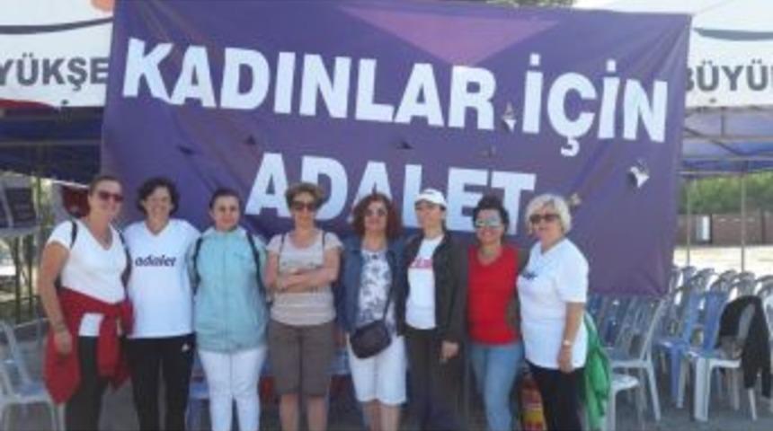 Chp Kadın Kollarından &Ccedil;anakkale &Ccedil;ıkarması