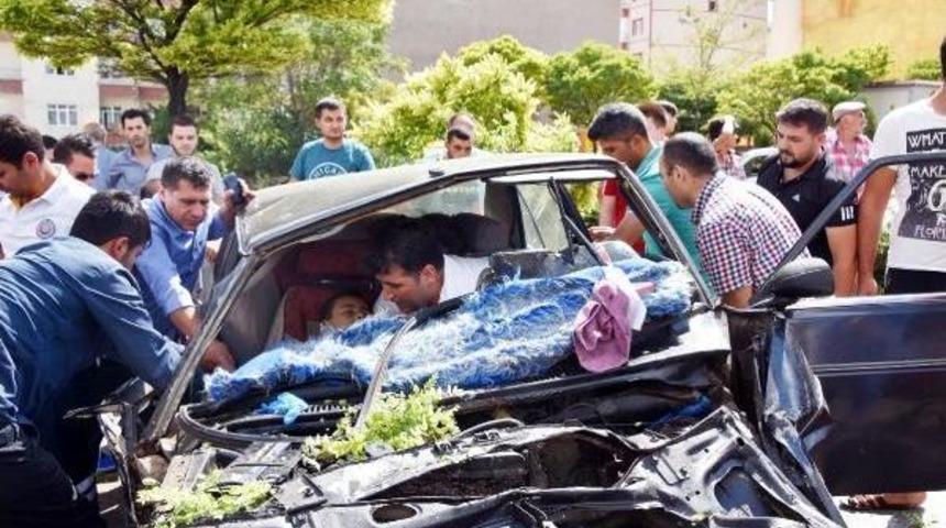 Kırıkkale'de 4 Ara&ccedil; &Ccedil;arpıştı: 5 Yaralı