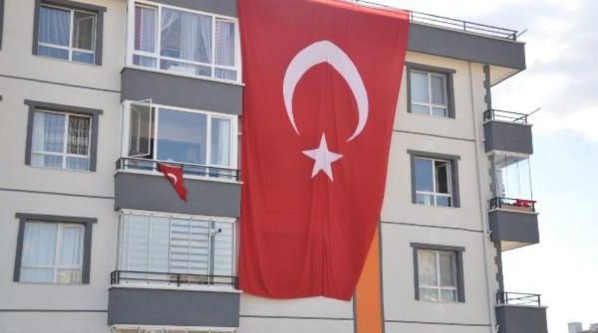 Ankara'ya Şehit Ateşi D&uuml;şt&uuml;