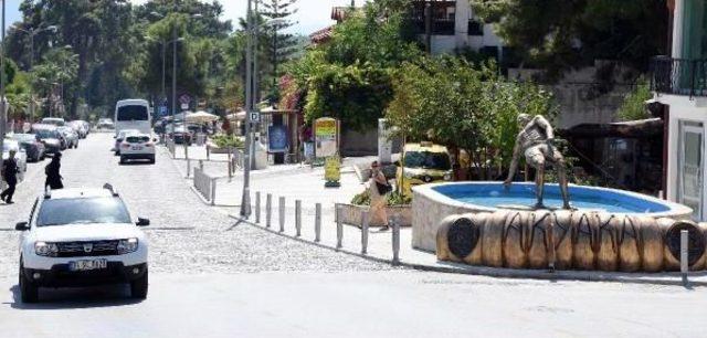 'sakin Şehir' Akyaka'da Heykel Tartışması