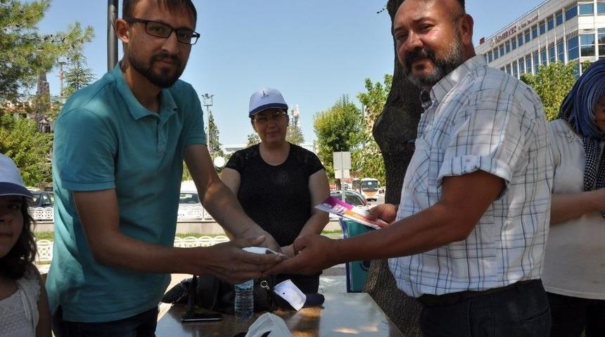 Farkındalığı Artırmak İ&ccedil;in Her 3 Ayda Bir Uşaklının Şekerini &Ouml;l&ccedil;&uuml;yorlar