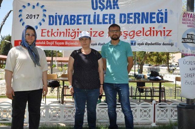 Farkındalığı Artırmak İçin Her 3 Ayda Bir Uşaklının Şekerini Ölçüyorlar