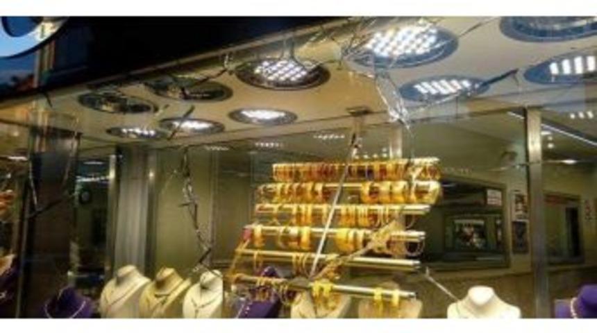 &Ccedil;orum&rsquo;da Kuyumcu Soygunu