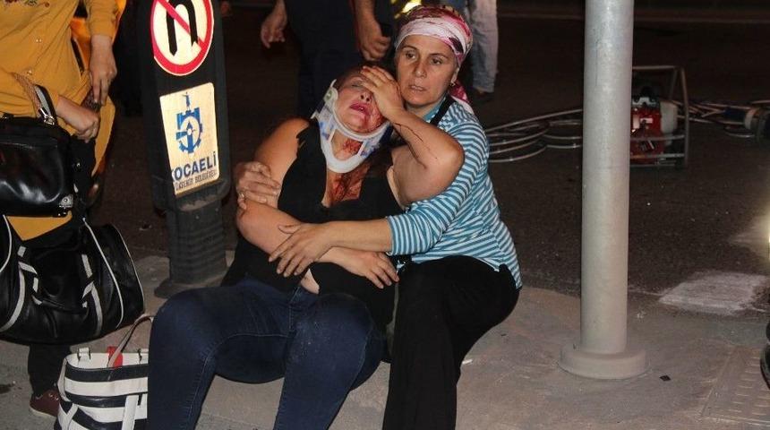 Ticari Taksi İle Otomobil &Ccedil;arpıştı:6 Yaralı