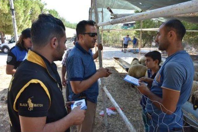 Kaymakam Ve Polis Müdüründen Sürücülere 'çikolata Molası'