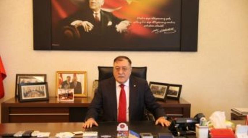 Parmaksız 30 Ağustos Zafer Bayramı&rsquo;nı Kutladı