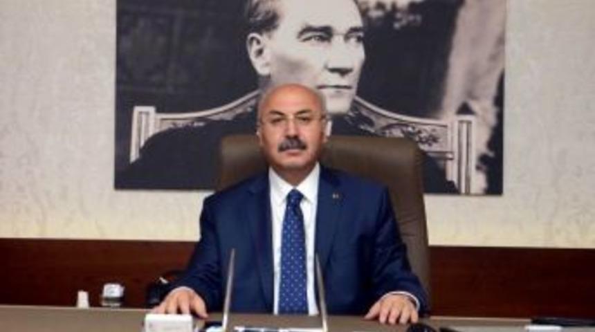 Vali K&ouml;şger Sınava Girecek &Ouml;ğrencilere Başarı Diledi