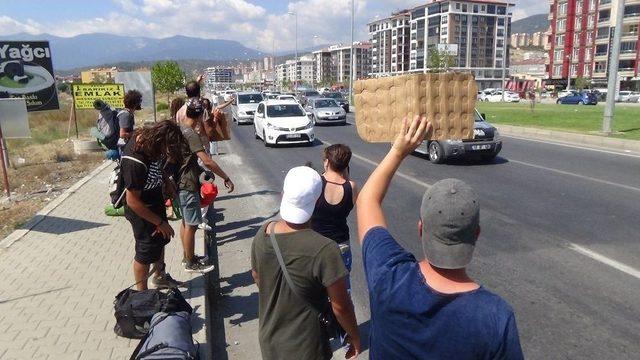 (özel Haber) Bayram Yoğunluğuna Otostoplu Çözüm