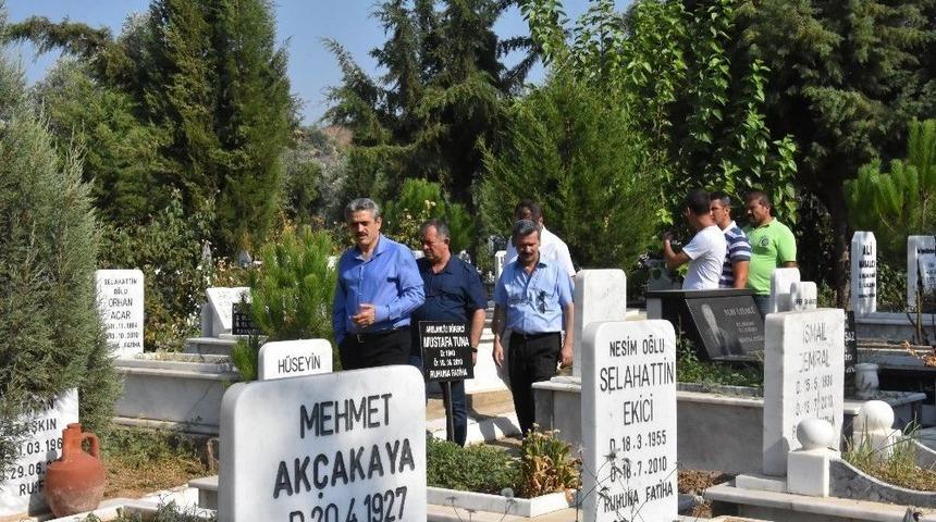 Nazilli&rsquo;de Mezarlıklar Kurban Bayramında Ziyarete Hazır