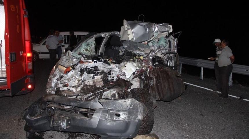 Bolu&rsquo;da Feci Kaza: 1 &Ouml;l&uuml;, 1 Yaralı