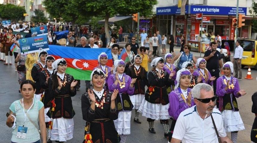 Kepez&rsquo;de Uluslararası Folklor Ş&ouml;leni