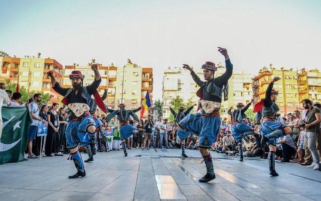 Kepez’de Uluslararası Folklor Şöleni