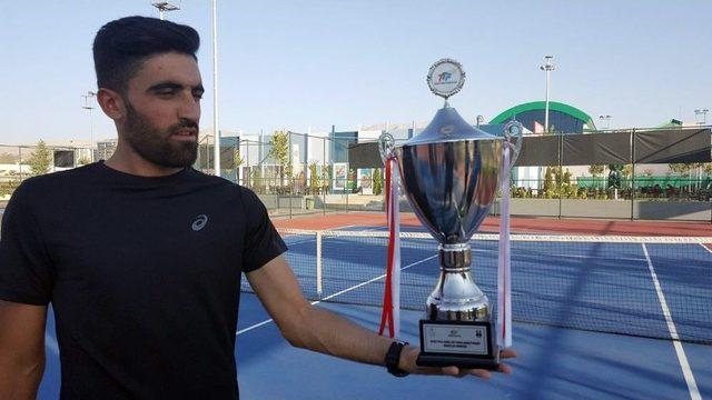 Malatya Tenis Ve Dağcılık Spor Kulübü, Spor Toto Doğu Ligi’nde Şampiyon Oldu