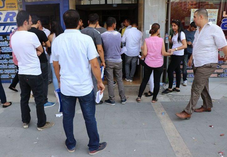 Güvenlikçi Olmak İçin Sıraya Girdiler G3