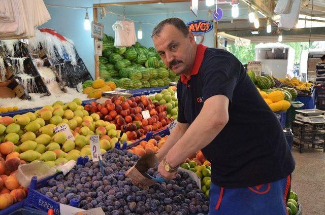 Bayram Öncesi Pazarda Fiyatlar Normal