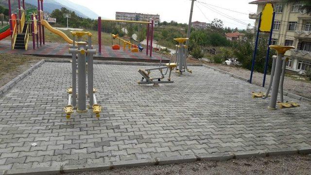 Simav’da Çocuk Parkları Yenilendi