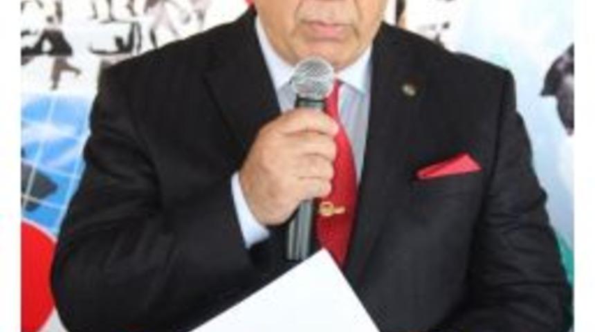 İbrahim &Ouml;ztek, 30 Ağustos Zaferi&rsquo;ni Kutladı