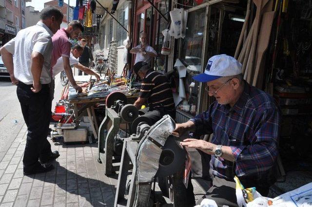 Bıçakçılarda Bayram Yoğunluğu