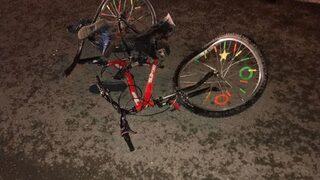 Otomobil Bisiklete Çarptı: 1 Ölü, 1 Yaralı