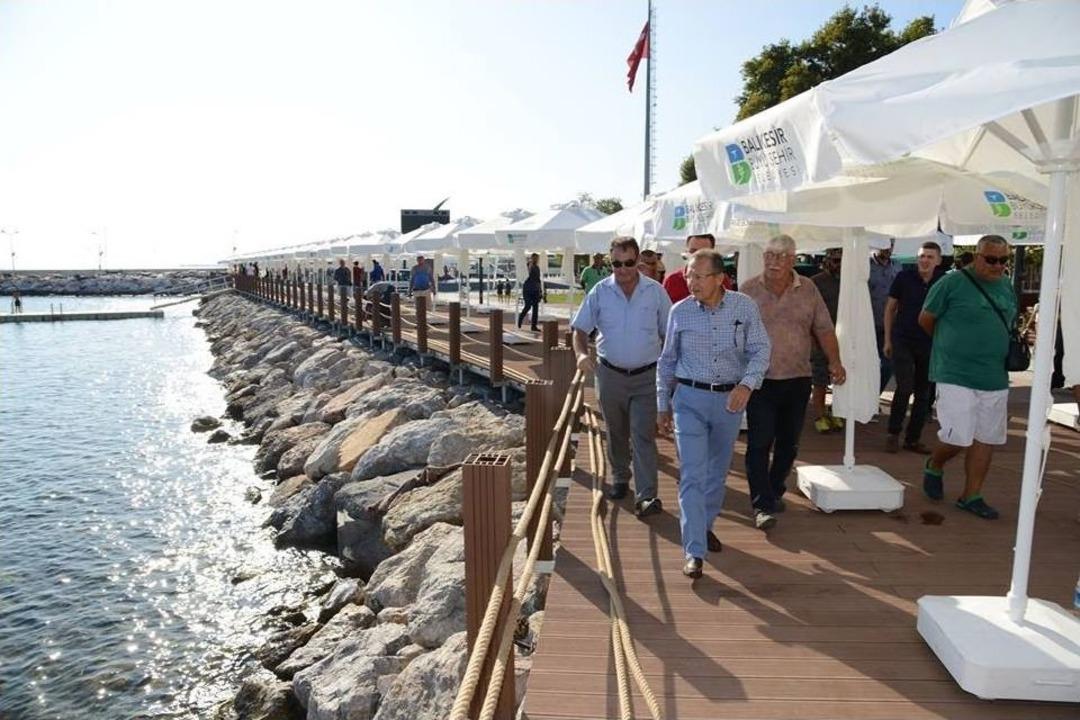 Edremit&rsquo;te Bayram &Ouml;ncesi Yeni Plaj