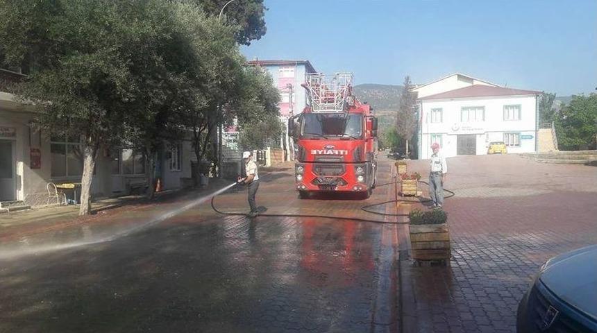 Bayırk&ouml;y&rsquo;de Bayram Temizliği Yapılıyor