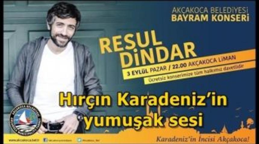 Karadenizli Sanat&ccedil;ı Resul Dindar Bayramda Ak&ccedil;akoca&rsquo;da
