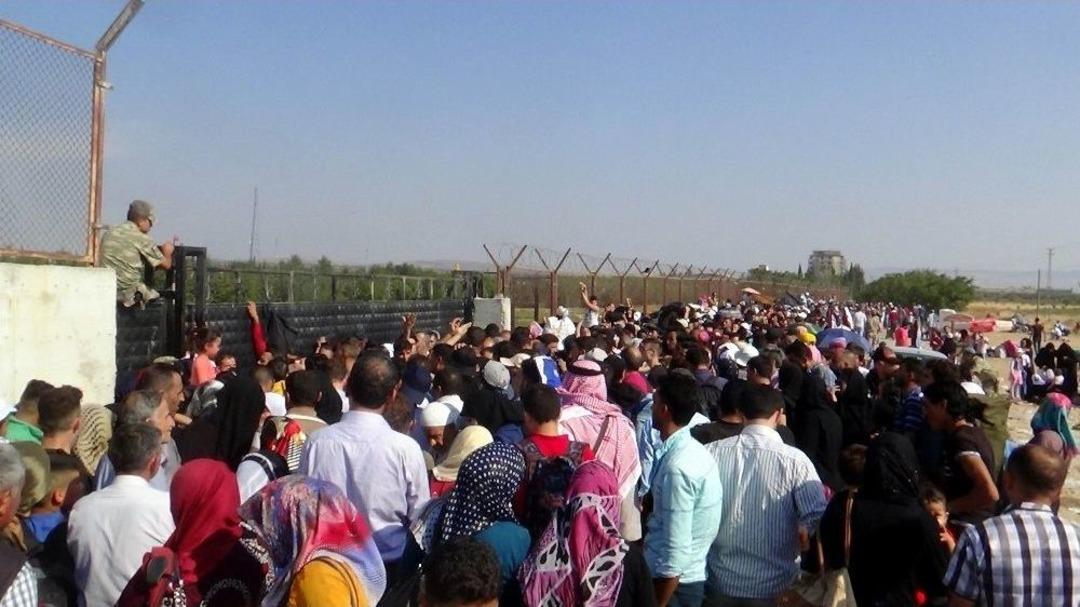 50 Bin Suriyeli Bayram İ&ccedil;in &Uuml;lkesine Gitti