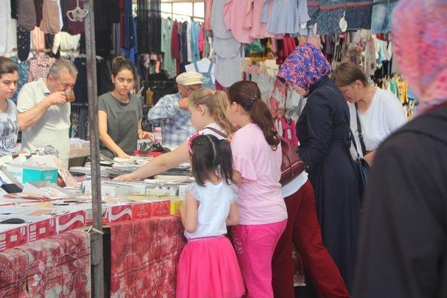 10 Günlük Bayram Tatili Giyim Sektörüne Vurdu