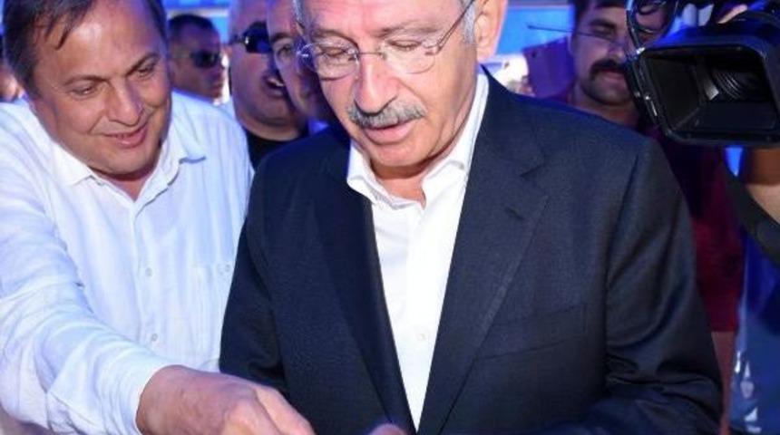 Chp Lideri Kılı&ccedil;daroğlu, K&ouml;yl&uuml;lerle Kahvaltı Yaptı (2)