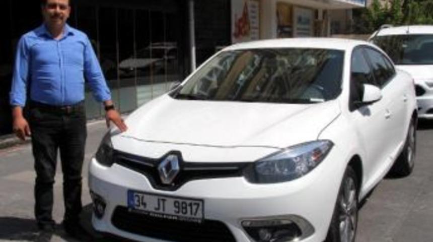 Kiralık Otomobilleri Bayram &Ouml;ncesi Yetişen Alıyor
