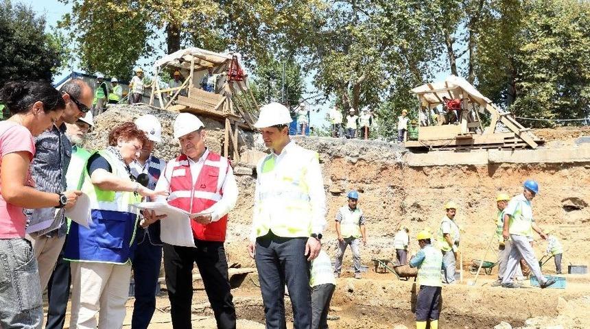 Başkan Topbaş, Beşiktaş&rsquo;ta Bulunan Tarihi Kalıntılarla İlgili Konuştu