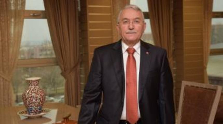 Esogu Rekt&ouml;r&uuml; G&ouml;nen&rsquo;in Kurban Bayramı Mesajı