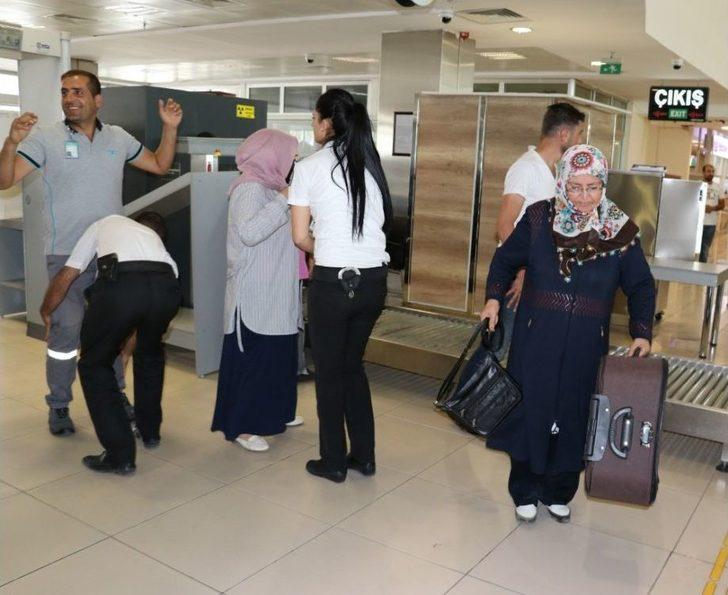 Van’da Uçak Seferleri Normale Döndü G3