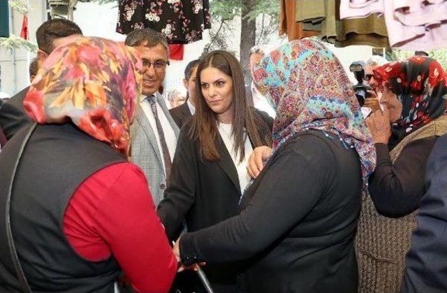 Bakan Sarıeroğlu: 2019'a Güçlü Bir Şekilde Ilerlememiz Lazım (Yeniden)