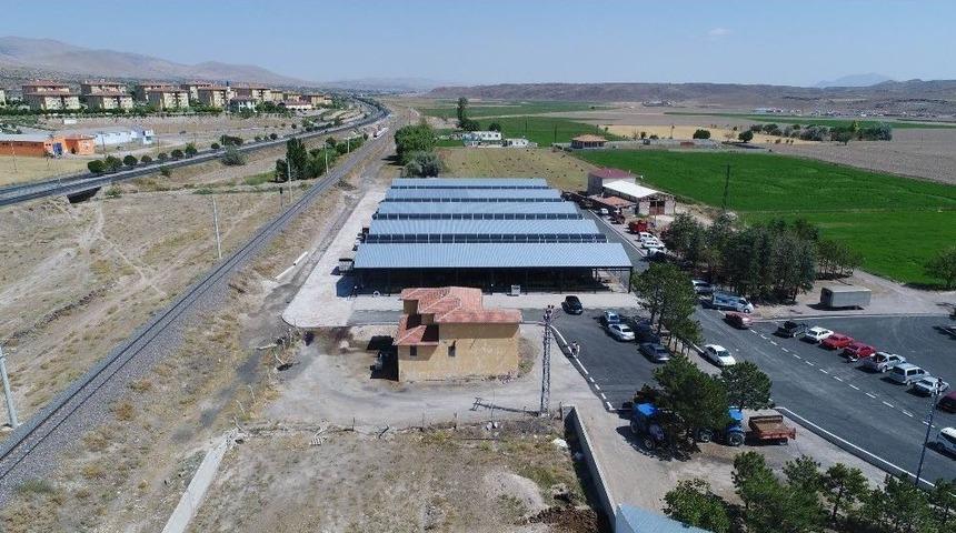 Başkan Karayol Hayvan Pazarını Ziyaret Etti