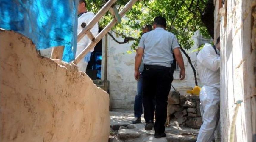 Suriyeli Gen&ccedil; Kız, Komşusunu &Ouml;ld&uuml;r&uuml;p Ka&ccedil;tı