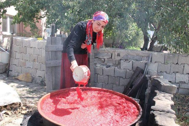 Yozgatlı Kadınlar Mutfaklarını Kışa Hazırlıyor