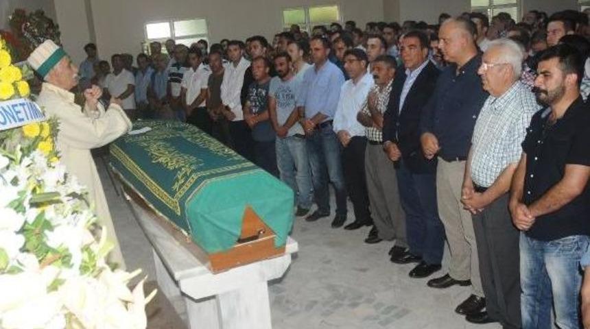 Motosiklet Kazasının Ayırdığı &Ccedil;ift... Eşi Hastanede O Son Yolculuğuna Uğurlandı