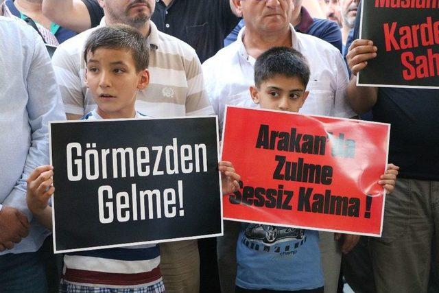 Arakan’daki Müslüman Katliamı Sakarya’da Protesto Edildi