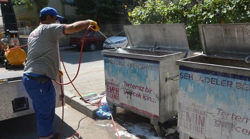 Şehzadeler’de Bayram Temizliği Sürüyor