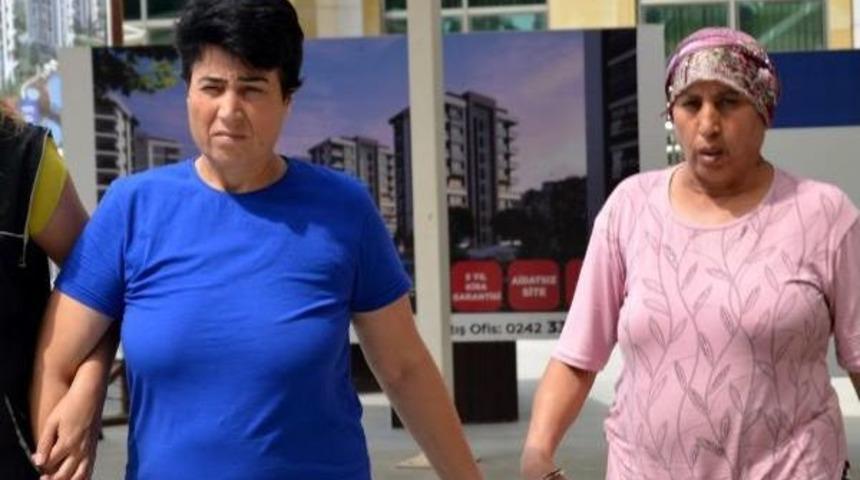 Uyuşturucuyu Alınan Meme Boşluğuna Saklamış