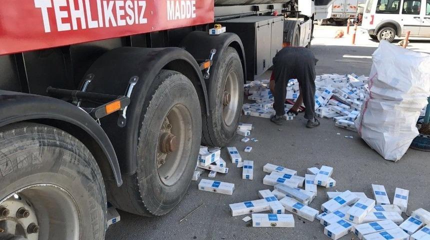 Akaryakıt Tankerinde 90 Bin Paket Ka&ccedil;ak Sigara Ele Ge&ccedil;irildi