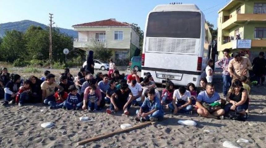 Kastamonu'da Ka&ccedil;ak G&ouml;&ccedil;men Operasyonu