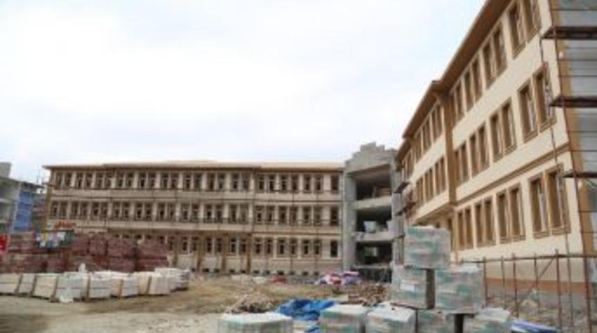 Sapanca İmam Hatip Lisesi İnşaatında Sona Gelindi