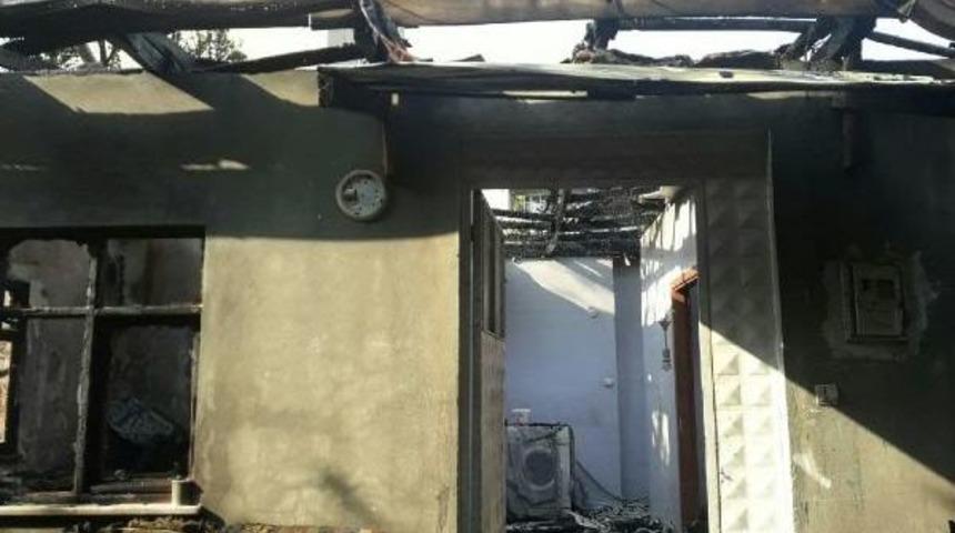 Elektrik Kontağı Evi Yaktı