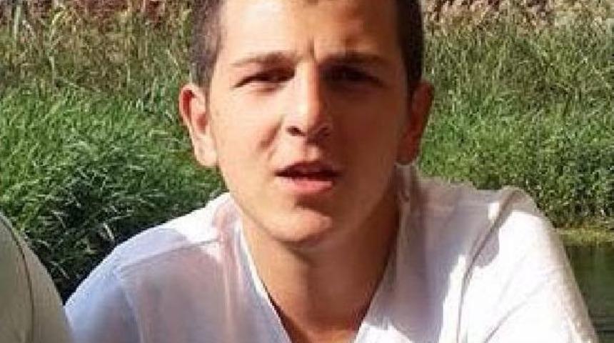 Motosiklet Kazasında &Ouml;len Mehmet, &Ccedil;eşme'de Toprağa Verildi